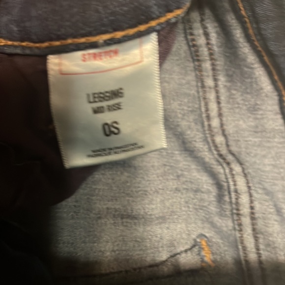 Express jeans legging mid rise size 0 short  TWO PAIRS - Picture 3 of 9